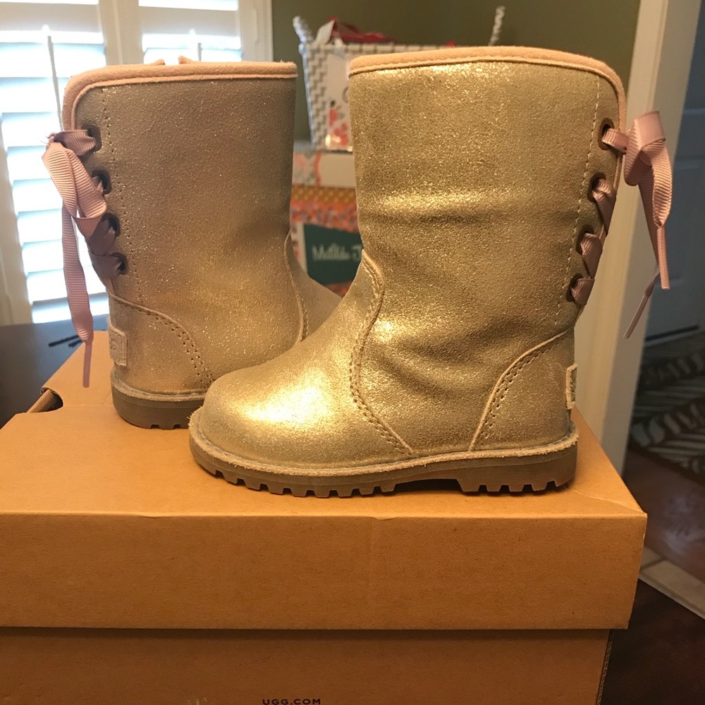 Toddler Girls Uggs
